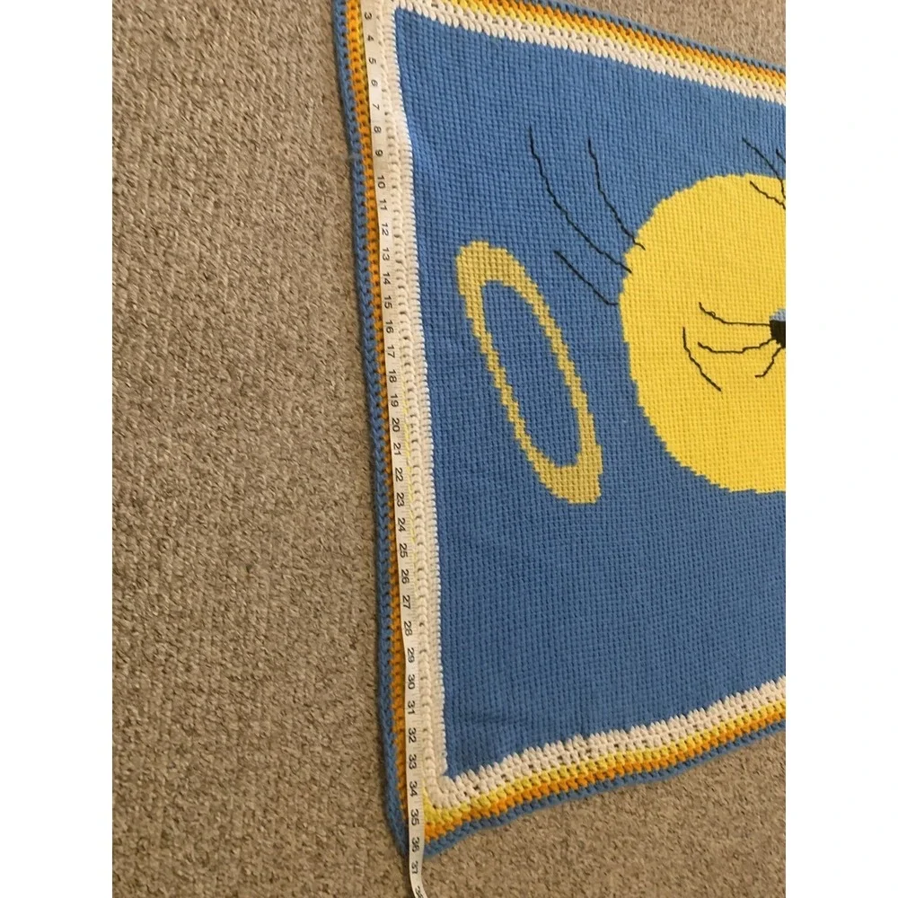 Handmade Knitted Tweety Bird Blanket‎ 62 Inches X 36 Inches Amazing details!